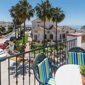 https://apartamentos-chimenea-playa.es-andalucia.com