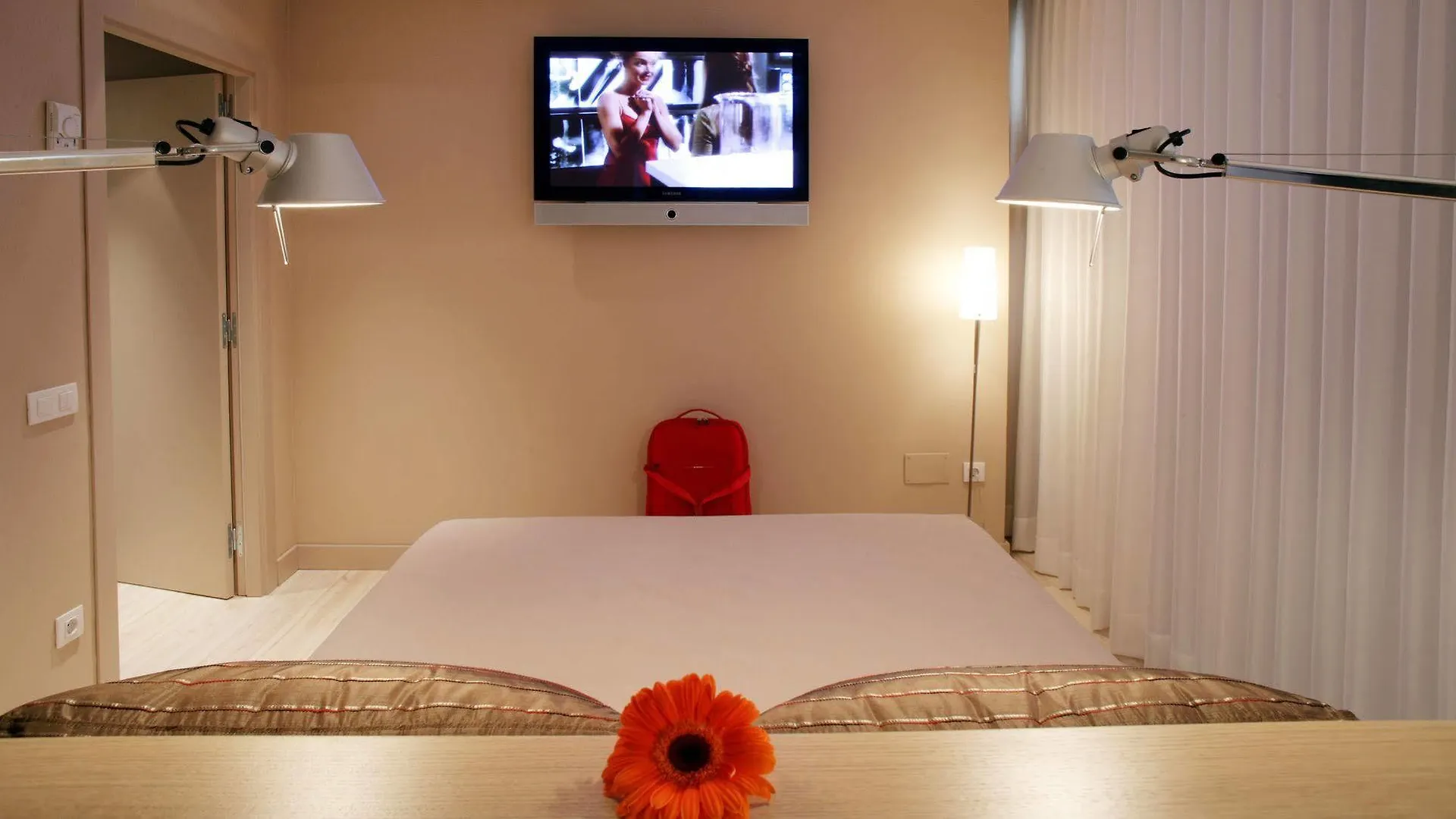Park Hotel Barcelona 3*,